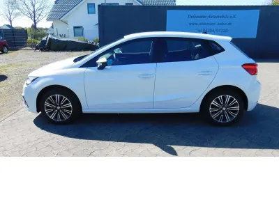 Gebraucht Seat Ibiza Style 95 PS (69 kW) 2024 Nevadaweiss s9rweiß Kleinwagen