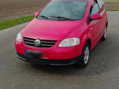 Usata VW Fox 54 CV (39 kW) 2005 Rosso Utilitaria