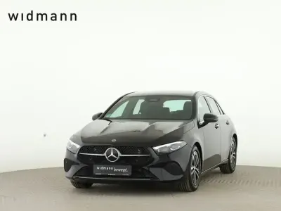 Gebraucht Mercedes A200 163 PS (119 kW) 2026 Schwarz Limousine