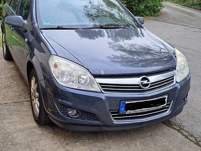 Gebraucht Opel Astra 110 PS (80 kW) 2007 Grau Kombi