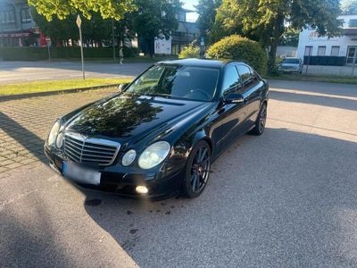 Mercedes E300