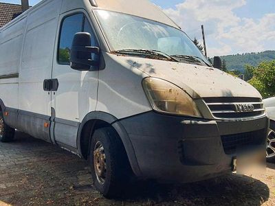 Weiß Gebraucht 2009 Iveco Daily Van / Kleinbus | 1.890 €