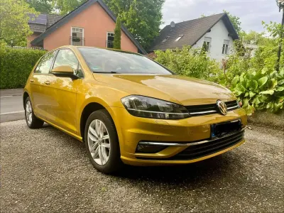 Gebraucht VW Golf VII Sound 150 PS (110 kW) 2018 Gelb Limousine