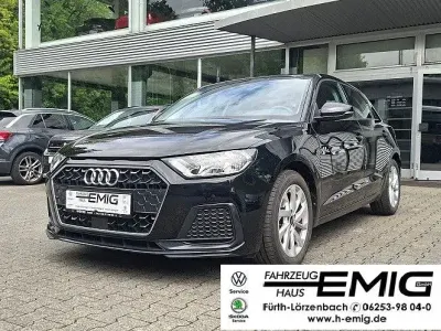 Gebraucht Audi A1 Sportback Advanced 95 PS (69 kW) 2024 Schwarz Kleinwagen