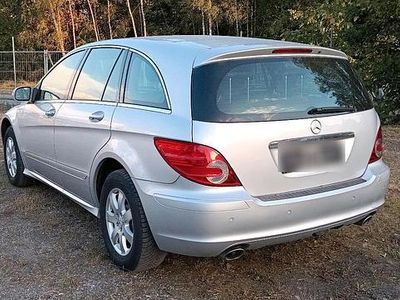 Mercedes R320