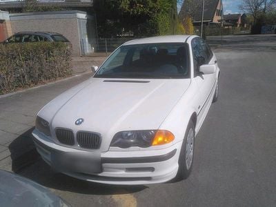 Gebraucht BMW 320 136 PS (100 kW) 2000 Weiß Limousine