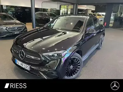 Gebraucht Mercedes GLC300 AMG 258 PS (189 kW) 2026 Obsidianschwarz Coupé