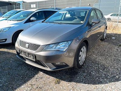 Usata Seat Leon ST CONNECT 110 CV (80 kW) 2016 Grigio Station wagon