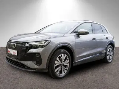 Gebraucht Audi Q4 e-tron Advanced Plus 150 kW (204 PS) 2023 Taifungrau metallic SUV