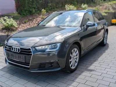 Gebraucht Audi A4 190 PS (139 kW) 2017 Grau Kombi
