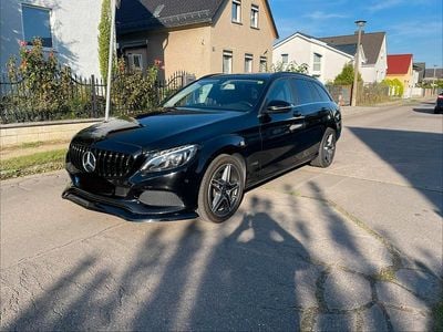Gebraucht Mercedes C200 AMG 136 PS (100 kW) 2015 Schwarz Kombi