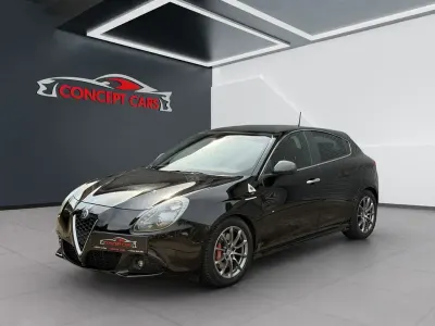 Gebraucht Alfa Romeo Giulietta Quadrifoglio Verde 235 PS (172 kW) 2011 Schwarz Kleinwagen