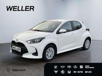 Neu Toyota Yaris Hybrid 116 PS (85 kW) 2025 Weiss Kleinwagen