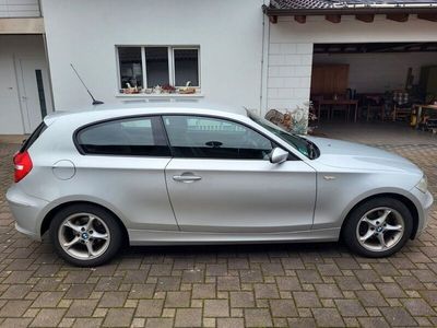 Gebraucht BMW 116 122 PS (89 kW) 2009 Silber Kleinwagen