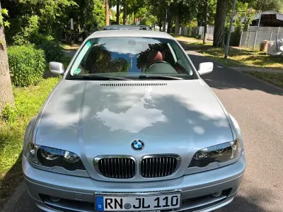 Gebraucht BMW 320 150 PS (110 kW) 2000 Silber Coupé