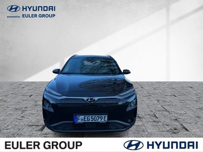 gebraucht Hyundai Kona EV 150 Premium HUD Navi Soundsystem LED Scheinwerferreg. ACC Apple CarPlay Android Auto Klimaautom DAB