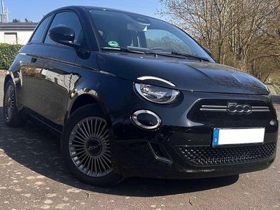 Gebraucht Fiat 500e Icon 86 kW (118 PS) 2022 Schwarz Limousine