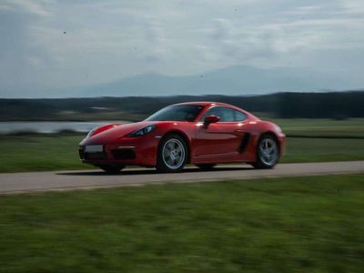 Porsche 718 Cayman
