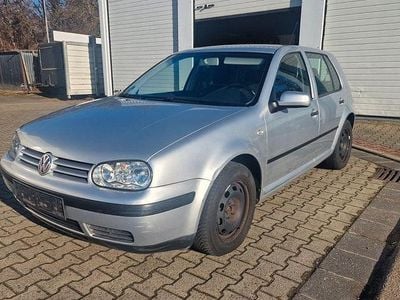 Silber Gebraucht 2002 VW Golf Limousine | 1.799 € (Guter Preis)