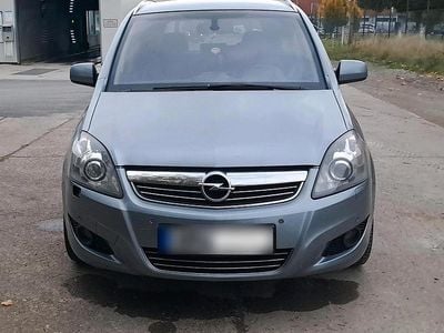 Gebraucht Opel Zafira 150 PS (110 kW) 2010 Silber Van / Kleinbus