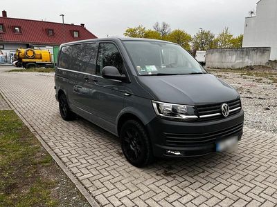 Usata VW Transporter 150 CV (110 kW) 2019 Grigio Furgone