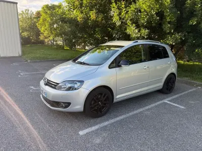 Gebraucht VW Golf Plus Cross Style 140 PS (102 kW) 2012 Silber Van / Kleinbus