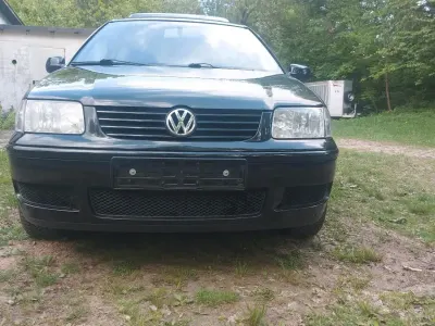 Gebraucht VW Polo 60 PS (44 kW) 2001 Schwarz Kleinwagen