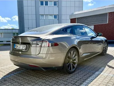Occasion Tesla Model S 311 kW (423 ch) 2016 Andere farben Citadine