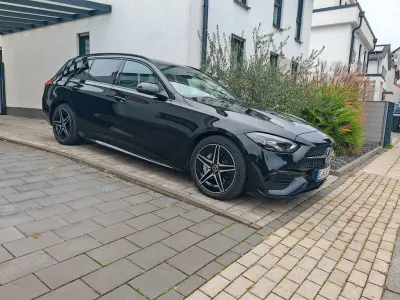 Używany Mercedes C300e AMG line 313 KM (230 kW) 2022 Czarny Sedan/Limuzyna