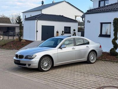 Second-hand BMW 730 258 CP (189 kW) 2006 Argintiu Berlinǎ