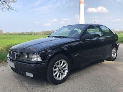 Second-hand BMW 316 Comfort Edition 102 CP (75 kW) 1997 Negru Berlinǎ