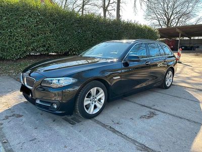 Gebraucht BMW 525 Comfort Edition 218 PS (160 kW) 2016 Schwarz Kombi
