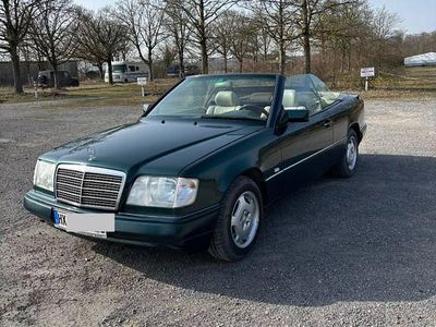 Gebraucht Mercedes E200 136 PS (100 kW) 1996 Grün Cabrio