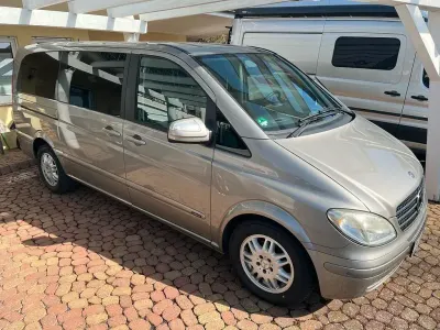 Gebraucht Mercedes Viano 204 PS (150 kW) 2010 Silber Van / Kleinbus
