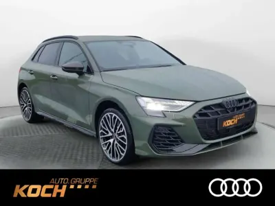Neu Audi S3 Sport 334 PS (245 kW) 2025 Grün Limousine