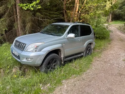 Gebraucht Toyota Land Cruiser 163 PS (119 kW) 2001 Silber SUV