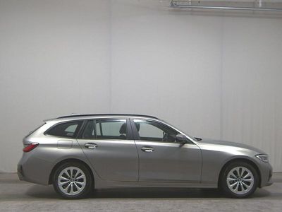 Usata BMW 330 Advantage 286 CV (210 kW) 2021 Grigio Station wagon