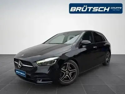 Gebraucht Mercedes B220 AMG line 190 PS (139 kW) 2023 Kosmosschwarz  lack Van / Kleinbus