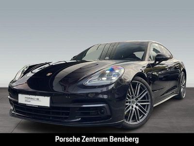 Porsche Panamera 4