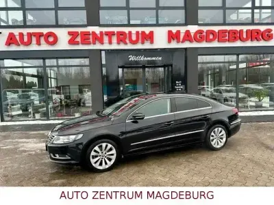 Second-hand VW CC 160 CP (117 kW) 2012 Negru Berlinǎ