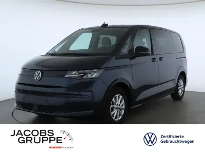 Begagnad VW Multivan Basis 150 HK (110 kW) 2023 Blå Minibuss