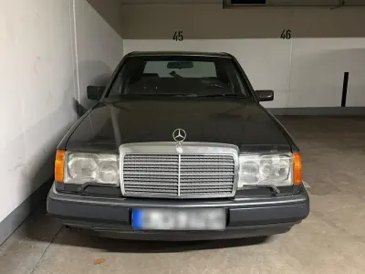 Gebraucht Mercedes E300 Sportline 180 PS (132 kW) 1991 Andere farben Limousine