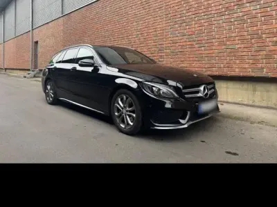 Gebraucht Mercedes C220 AMG line 170 PS (125 kW) 2016 Schwarz Kombi