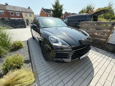 Gebraucht Porsche Cayenne E-Hybrid Sport 462 PS (339 kW) 2020 Schwarz SUV