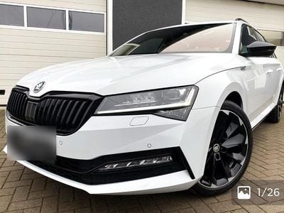 Gebraucht Skoda Superb SportLine 200 PS (147 kW) 2023 Weiß Kombi