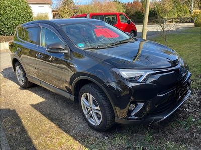 Gebraucht Toyota RAV4 Comfort 197 PS (144 kW) 2016 Braun SUV