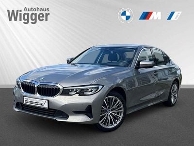 BMW 330e