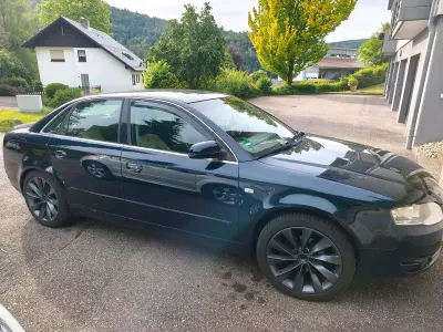 Gebraucht Audi A4 105 PS (77 kW) 2006 Blau Limousine