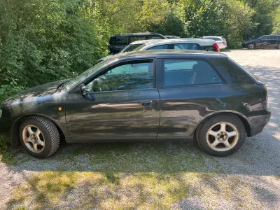 Gebraucht Audi A3 Ambiente 101 PS (74 kW) 1997 Schwarz Kleinwagen