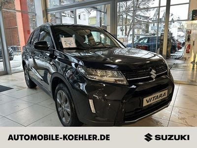 Cozmic black pearl metallic Neu 2026 Suzuki Vitara Comfort SUV | 28.440 € (Etwas zu teuer)
